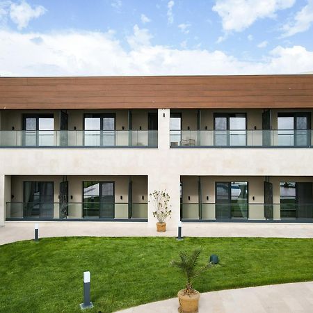 Belinda Hotel Mamaia Adults Only 외부 사진