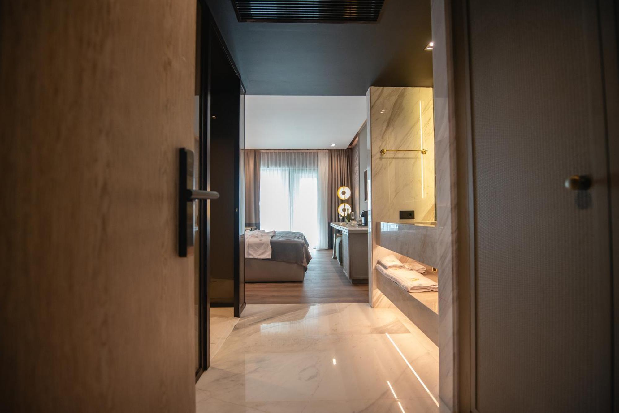 Belinda Hotel Mamaia Adults Only 외부 사진