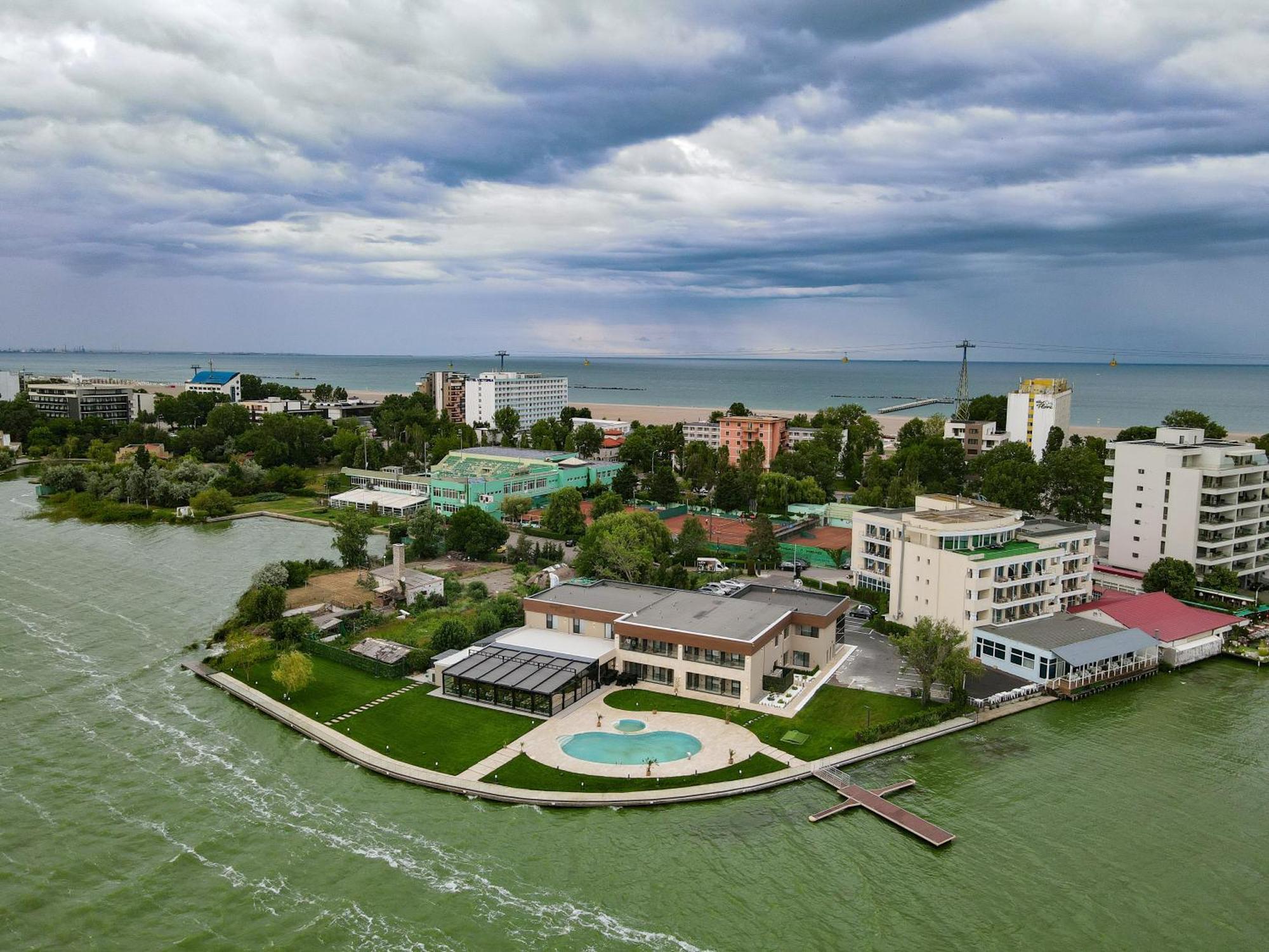 Belinda Hotel Mamaia Adults Only 외부 사진